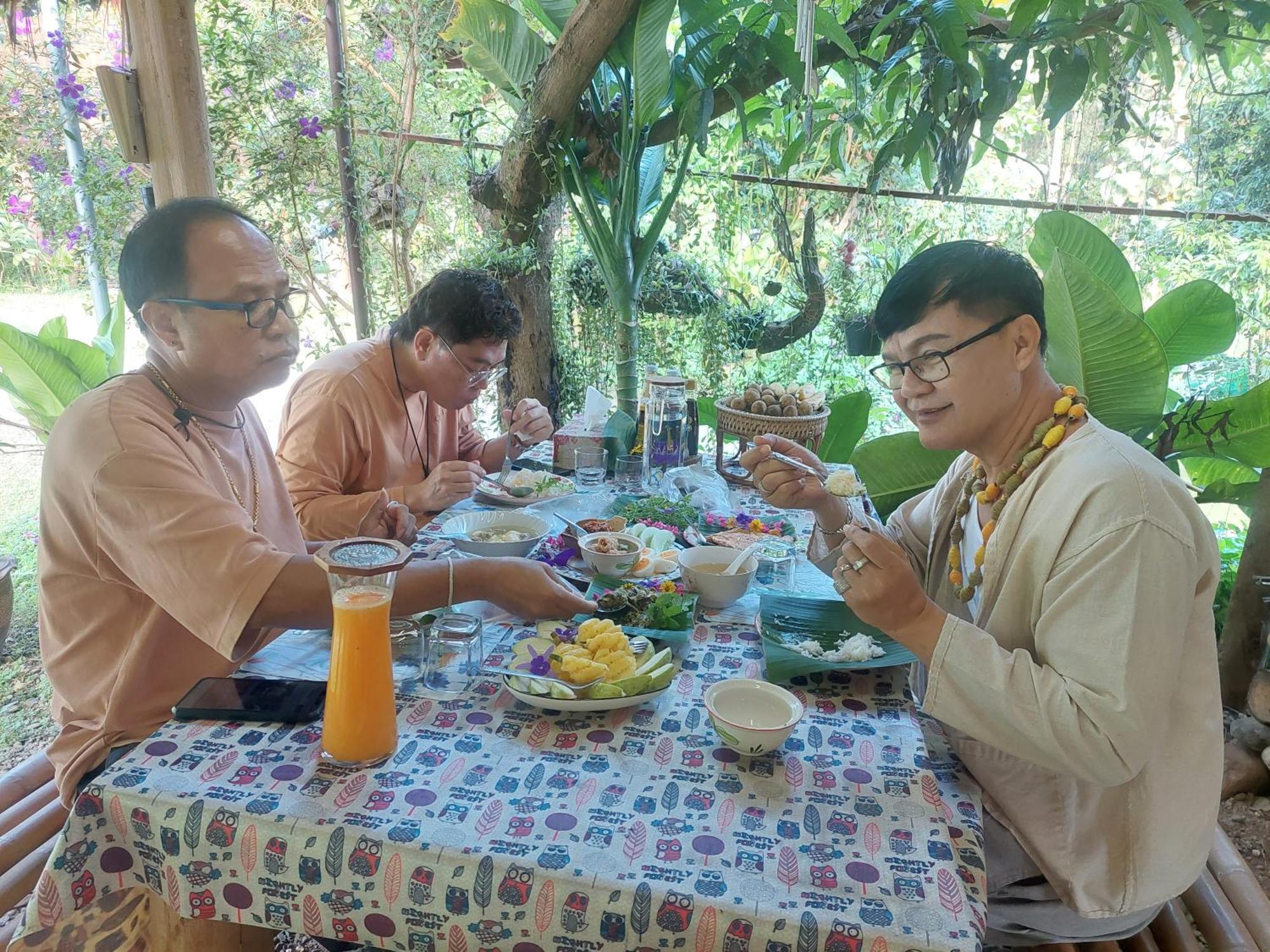 Ban Suan Nai Fun Homestay Pua Exterior photo